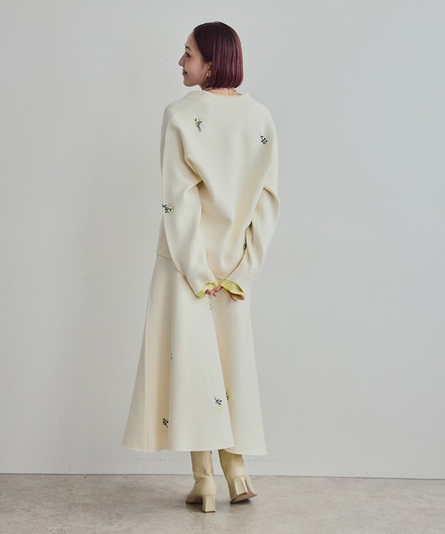 LHELBIE（レルビエ）の「【洗える】刺繍ニットフレアスカート（スカート・レディース・アイボリー/ブラック/グレー・M）」の7枚目の写真