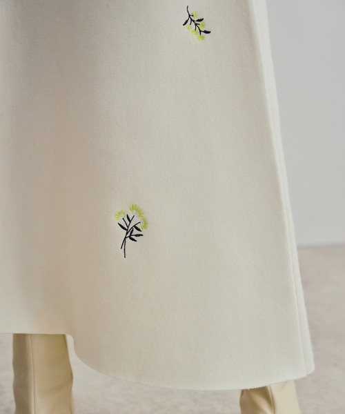 LHELBIE（レルビエ）の「【洗える】刺繍ニットフレアスカート（スカート・レディース・アイボリー/ブラック/グレー・M）」の13枚目の写真