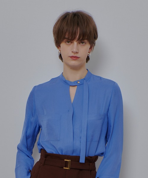 allureville（アルアバイル）の「ブライトツイルアシメボウブラウス（シャツ/ブラウス・レディース・オフホワイト/ブルー/ブラウン・2）」の15枚目の写真