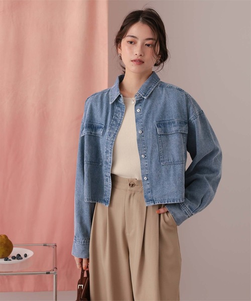 titivate(ティティベイト)の「ライトオンスショートデニムシャツ(シャツ/ブラウス・レディース・インディゴブルー/アイボリー/ブルー・M/L)」の20枚目の写真