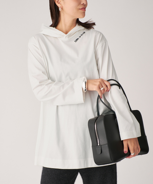 VERMEIL par iena（ヴェルメイユパーイエナ）の「cotton pullover hoodie（Tシャツ/カットソー・レディース・ブラック/ホワイト・FREE）」の2枚目の写真