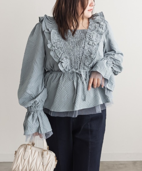 CLETTE(クレット)の「CLETTEオリジナルフリルデザインペプラムブラウス(シャツ/ブラウス・レディース・ブルーグリーン/ブラック/オフホワイト・LL/3L/4L)」の13枚目の写真