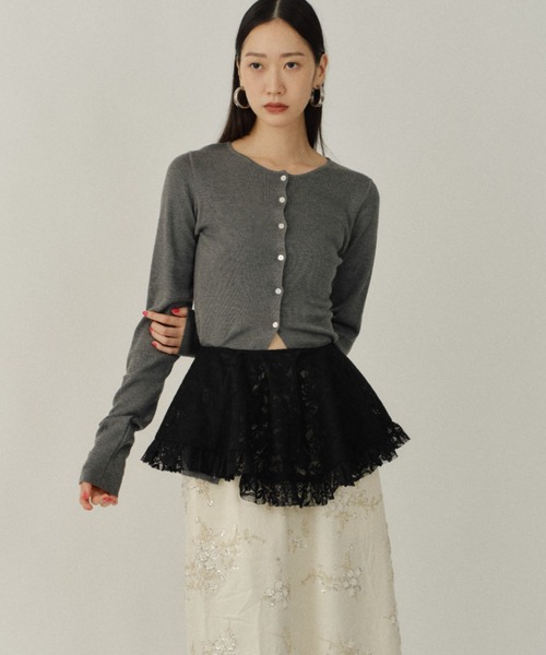 yae（ヤエ）の「Lace collar apron / レースカラーエプロン（付け襟・レディース・ブラック/ライトブルー・FREE）」の2枚目の写真