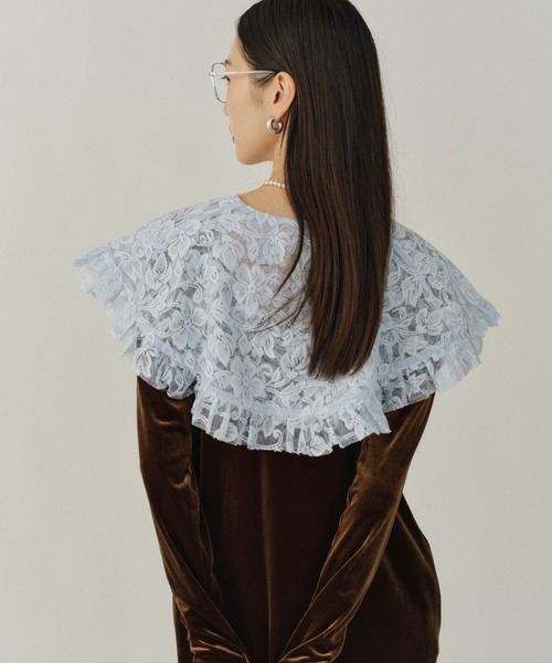 yae（ヤエ）の「Lace collar apron / レースカラーエプロン（付け襟・レディース・ブラック/ライトブルー・FREE）」の3枚目の写真