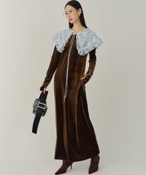 yae（ヤエ）の「Lace collar apron / レースカラーエプロン（付け襟・レディース・ブラック/ライトブルー・FREE）」の6枚目の写真