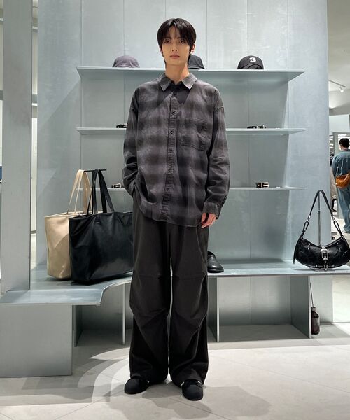INSILENCE(インサイロンス)の「ディストロイドダイングチェックシャツ WASHED BLACK(シャツ/ブラウス・レディース・その他・MEDIUM/LARGE/SMALL)」の12枚目の写真