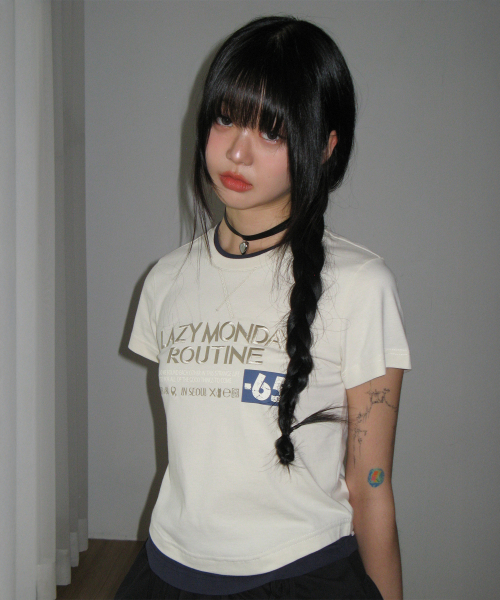 LMR(エルエムアール)の「フルレタリングレイヤードTシャツクリーム(Tシャツ/カットソー・レディース・アイボリー・FREE)」の3枚目の写真
