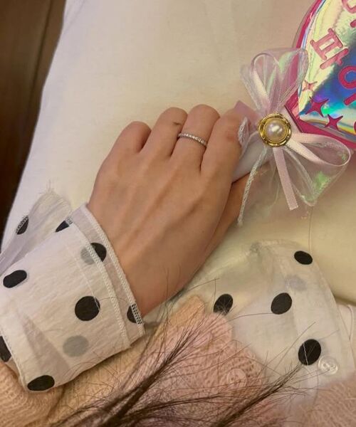 TATIANA（タチアナ）の「(シルバー925) シンプルラインキュービックテニスリング CR1853（リング・レディース・シルバー/イエローゴールド/シルバー系その他・15号/13号/11号/9号）」の10枚目の写真
