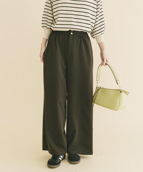 ITEMS URBANRESEARCH(アイテムズ アーバンリサーチ)の「ワイドイージーパンツ(その他パンツ・レディース・ベージュ/ブラウン/ボルドー・FREE)」の2枚目の写真