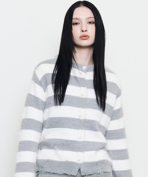 LUVISTRUE(ラヴイズトゥルー)の「EV STRIPE DAMAGE CARDIGAN(カーディガン/ボレロ・レディース・グレー/ブラック・FREE)」の2枚目の写真