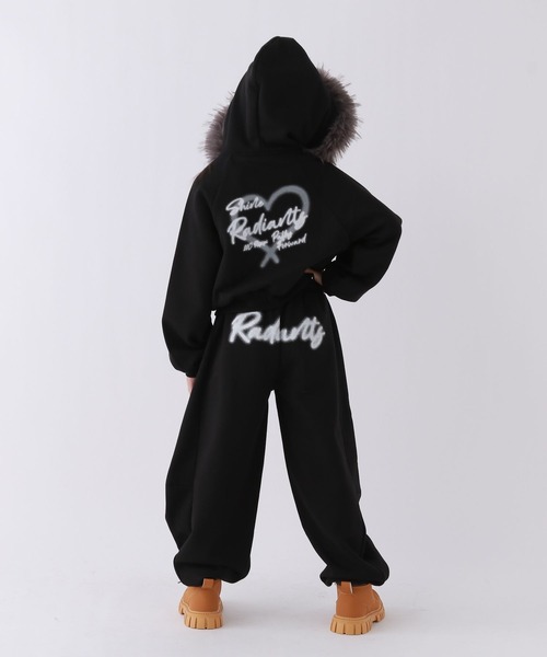 repipi armario（レピピ アルマリオ）の「【10C REPIPI】WZIPファーフーディ―（パーカー・キッズ・ブラック/グレー・110cm/120cm/130cm/140cm）」の5枚目の写真