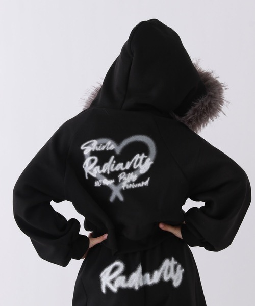 repipi armario（レピピ アルマリオ）の「【10C REPIPI】WZIPファーフーディ―（パーカー・キッズ・ブラック/グレー・110cm/120cm/130cm/140cm）」の9枚目の写真