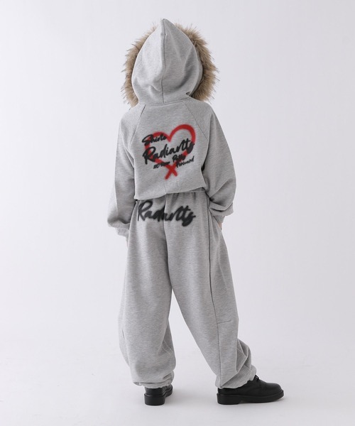 repipi armario（レピピ アルマリオ）の「【10C REPIPI】WZIPファーフーディ―（パーカー・キッズ・ブラック/グレー・110cm/120cm/130cm/140cm）」の12枚目の写真