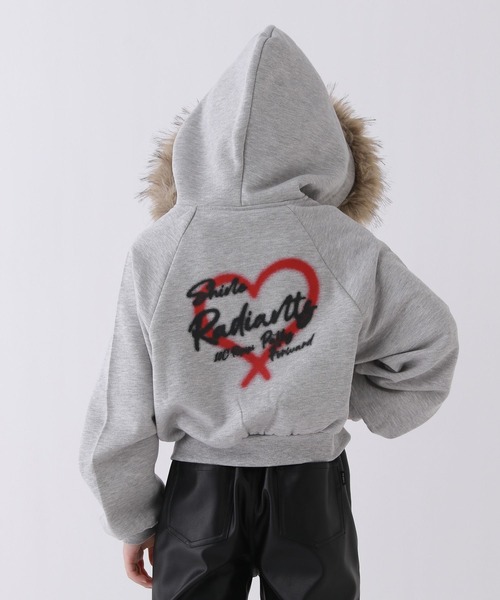 repipi armario（レピピ アルマリオ）の「【10C REPIPI】WZIPファーフーディ―（パーカー・キッズ・ブラック/グレー・110cm/120cm/130cm/140cm）」の16枚目の写真