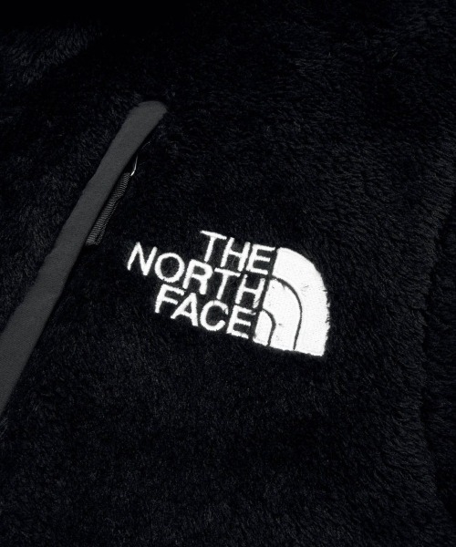 THE NORTH FACE(ザノースフェイス)の「THE NORTH FACE SHORT VERSA LOFT JACKET(ザ・ノース・フェイス ショートバーサロフトジャケット)(ブルゾン・レディース・ブラック/ブラウン系・SMALL/MEDIUM/LARGE)」の5枚目の写真