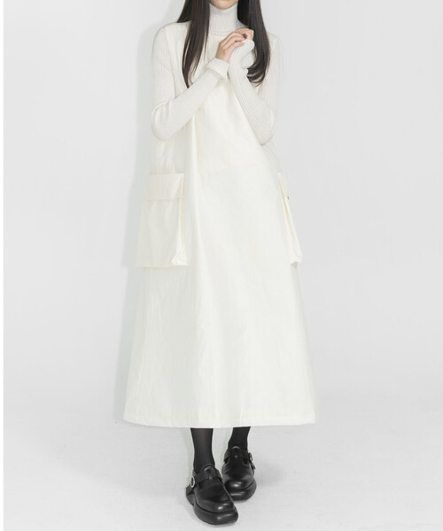 Bshop（ビショップ）の「eunoia | サイドポケット パディングドレス WOMEN（ワンピース・レディース・クリーム/ブラック・ONE）」の5枚目の写真