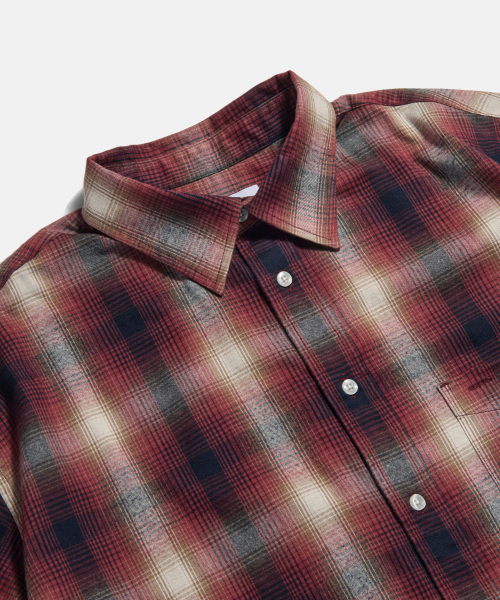 ESPIONAGE(エスピオナジ)の「コンフォート S/S シャツ レッド オンブレ(シャツ/ブラウス・レディース・その他・MEDIUM/X-LARGE)」の4枚目の写真