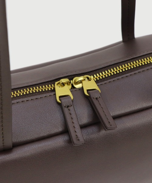 セール】【LA MARGE】【本革 / 500mlペットボトル収納可能】スクエア