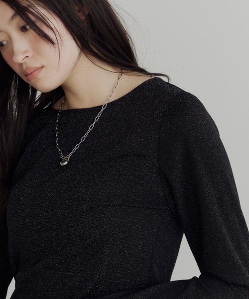bita.(ビタ)の「サイドスリットラメカットプルオーバー(Tシャツ/カットソー・レディース・ブラック/ホワイト・FREE)」の2枚目の写真