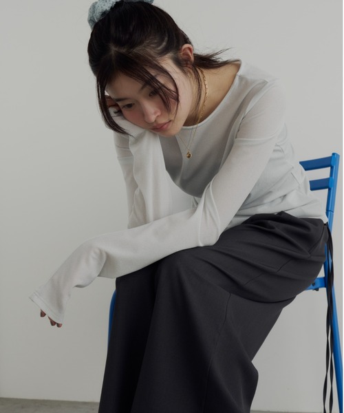 bita.(ビタ)の「サイドスリットラメカットプルオーバー(Tシャツ/カットソー・レディース・ブラック/ホワイト・FREE)」の15枚目の写真