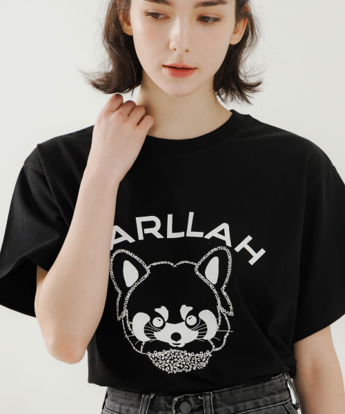 KARLLAH(カラ)の「レッサーペンダー プリント 半袖Tシャツ - ブラック(Tシャツ/カットソー・レディース・ブラック・FREE)」の4枚目の写真