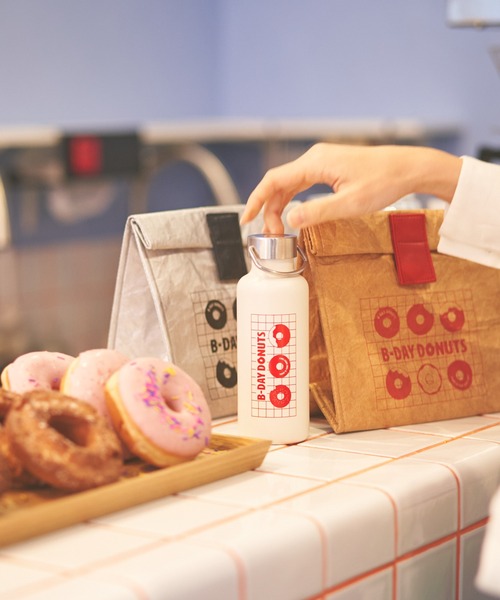 BIRTHDAY BAR（バースデイバー）の「≪BIRTHDAY BARオリジナル≫【B-DAY DONUTS】ドーナッツタイベック保冷ランチバッグ（お弁当箱・レディース・シルバー/ベージュ・0）」の3枚目の写真