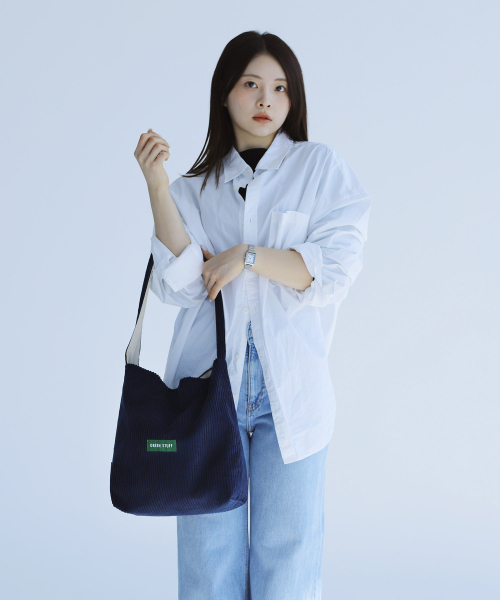 GREEN STUFF（グリーンスタッフ）の「seem full bag 62 - classic corduroy navy（ショルダーバッグ・レディース・その他・FREE）」の6枚目の写真