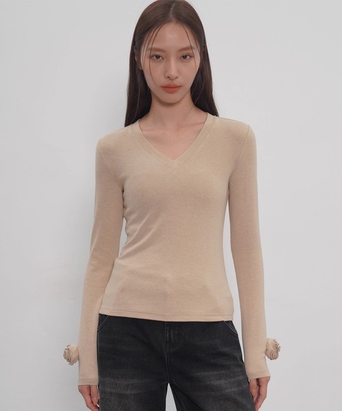 EIGHTHMONTH（エイスマンス）の「フラワーモチーフVネックニット EM25a149【EIGHTHMONTH】（Tシャツ/カットソー・レディース・ベージュ/ブラック・M/S）」の11枚目の写真