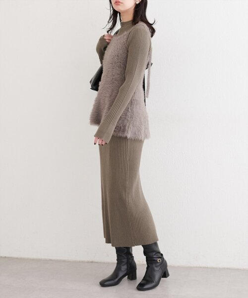 natural couture(ナチュラルクチュール)の「バックリボンペプラムビスチェ+ニットワンピース(ワンピース・レディース・モカ/アイボリー/ブラック・MEDIUM/LARGE)」の6枚目の写真