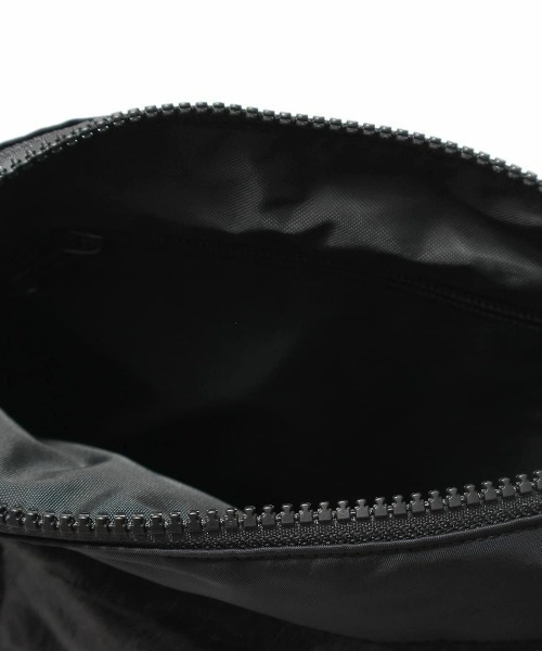 Carhartt（カーハート）の「Carhartt WIP/カーハート ダブリューアイピー ショルダーバック W OLNEY BAG I035360（ショルダーバッグ・レディース・ブラック・FREE）」の5枚目の写真