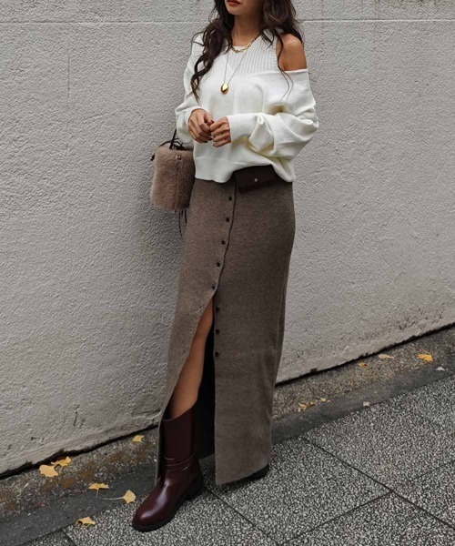 esutoreja（エストレジャ）の「タンクレイヤードVネックニット（ニット/セーター・レディース・ブラック/アイボリー/グレー・FREE）」の6枚目の写真