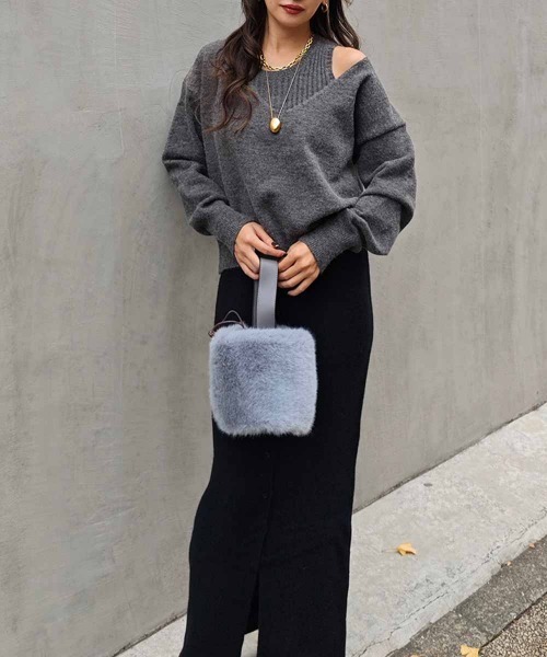 esutoreja（エストレジャ）の「タンクレイヤードVネックニット（ニット/セーター・レディース・ブラック/アイボリー/グレー・FREE）」の7枚目の写真