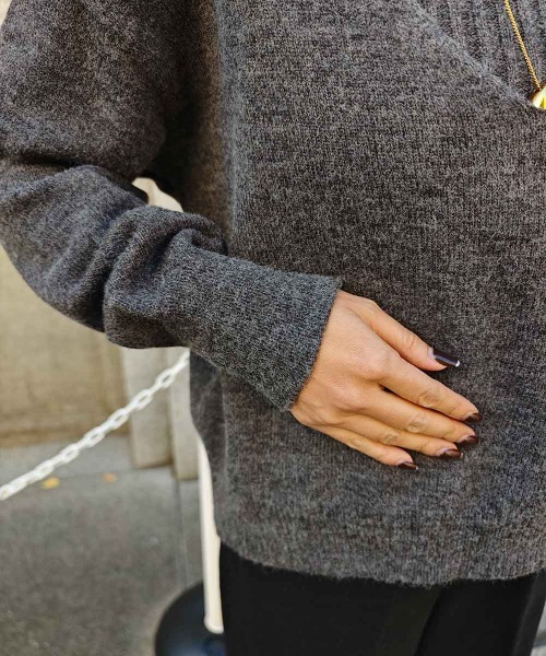 esutoreja（エストレジャ）の「タンクレイヤードVネックニット（ニット/セーター・レディース・ブラック/アイボリー/グレー・FREE）」の16枚目の写真