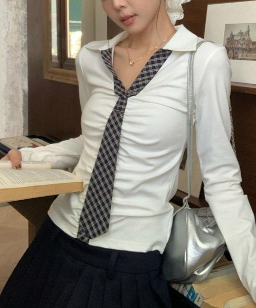 GEMEDA(ジェメダ)の「チェック柄ネクタイデザイン ギャザーリブトップス(シャツ/ブラウス・レディース・ライトグリーン/ブラック/ホワイト・M)」の7枚目の写真