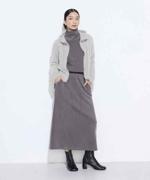 Gabardine K.T（ギャバジンケーティー）の「〔 +サイズ 〕 ニットコール タイトスカート（スカート・レディース・ネイビー・13号）」の2枚目の写真