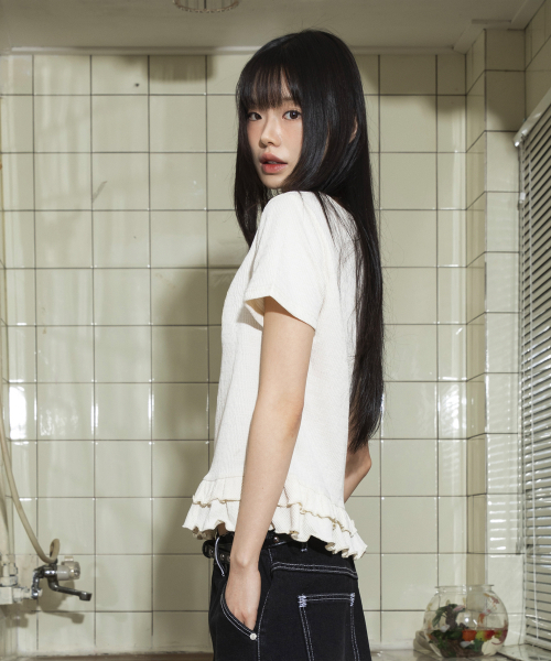 RuNaKi'Hu'（ルナキフ）の「WXT047 フリルレイヤードスクエアネックショートスリーブ (アイボリー)（Tシャツ/カットソー・レディース・その他・1/2）」の4枚目の写真