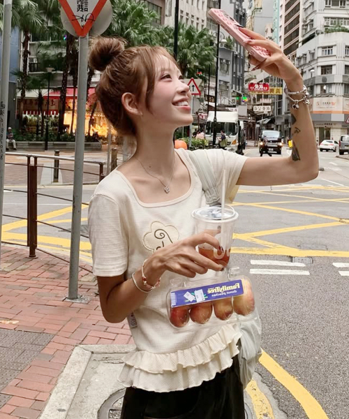 RuNaKi'Hu'（ルナキフ）の「WXT047 フリルレイヤードスクエアネックショートスリーブ (アイボリー)（Tシャツ/カットソー・レディース・その他・1/2）」の5枚目の写真