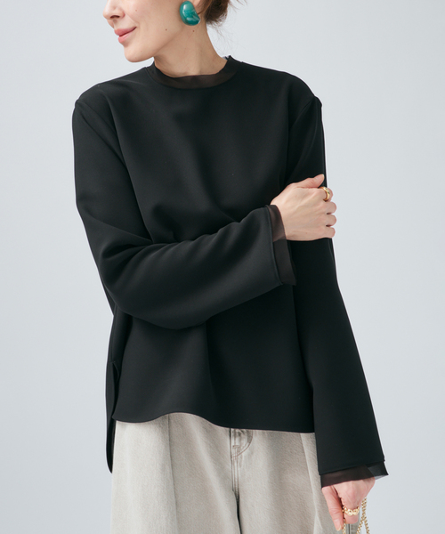 VERMEIL par iena(ヴェルメイユパーイエナ)の「Minimal Double Cross ブラウス(シャツ/ブラウス・レディース・ブラック/ホワイト・FREE)」の6枚目の写真