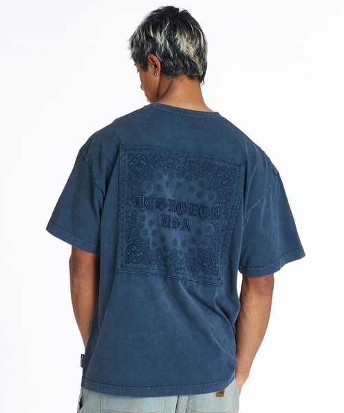 DC(ディーシー)の「DC/ディーシー 半袖 Tシャツ バックプリント バンダナ柄 DST262008(Tシャツ/カットソー・メンズ・スミクロ/ベージュ/ネイビー/ブラック・M/L/XL/S/2XL)」の18枚目の写真