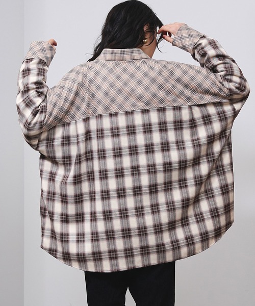 ROSE BUD(ローズバッド)の「MIXED CHECK SHIRTS(シャツ/ブラウス・レディース・ベージュ/ブラック・ONE SIZE)」の2枚目の写真