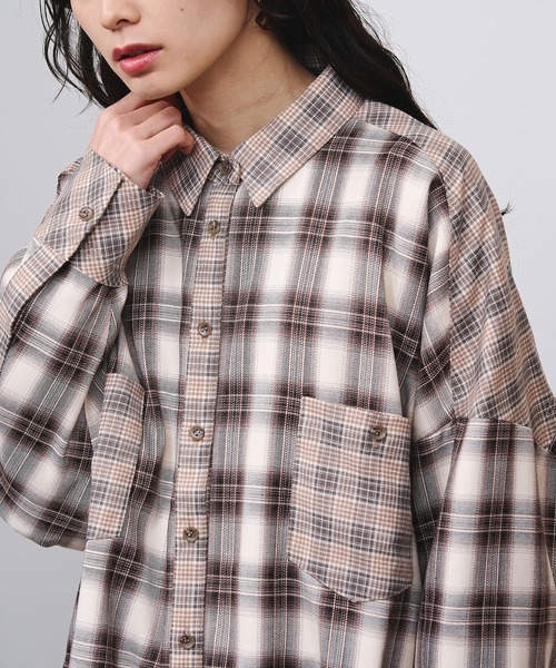 ROSE BUD(ローズバッド)の「MIXED CHECK SHIRTS(シャツ/ブラウス・レディース・ベージュ/ブラック・ONE SIZE)」の3枚目の写真