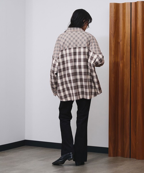 ROSE BUD(ローズバッド)の「MIXED CHECK SHIRTS(シャツ/ブラウス・レディース・ベージュ/ブラック・ONE SIZE)」の8枚目の写真