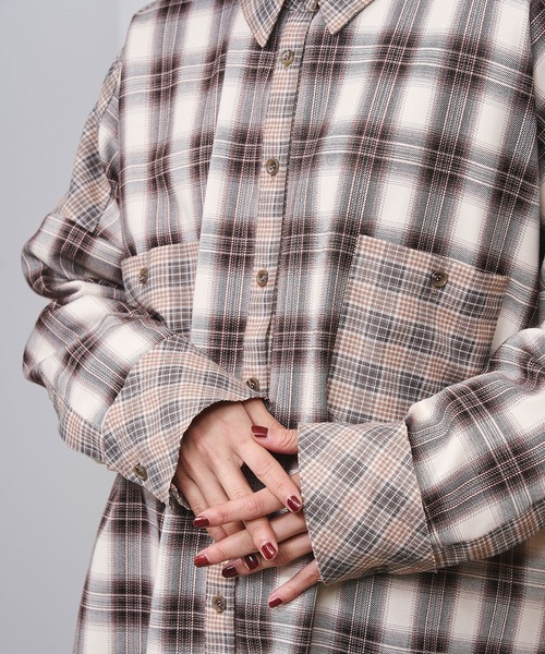 ROSE BUD(ローズバッド)の「MIXED CHECK SHIRTS(シャツ/ブラウス・レディース・ベージュ/ブラック・ONE SIZE)」の12枚目の写真