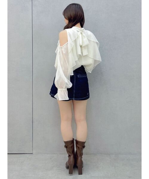 dazzlin（ダズリン）の「パールハイウエストデニムスカパン（デニムパンツ・レディース・ブルー/インディゴブルー・MEDIUM/SMALL）」の17枚目の写真