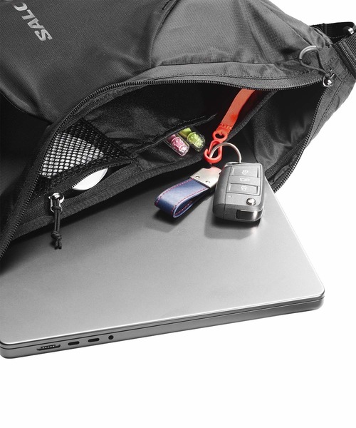 SALOMON（サロモン）の「【SALOMON】ACS SHOULDER BAG／サロモン ACS ショルダーバッグ（ショルダーバッグ・メンズ・ブラック・FREE）」の6枚目の写真