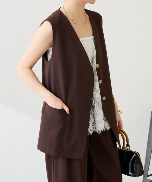 COLLAGE GALLARDAGALANTE（コラージュガリャルダガランテ）の「シェルタリングジレ/セットアップ可（ベスト・レディース・ライトグレー/ブラウン・FREE）」の14枚目の写真