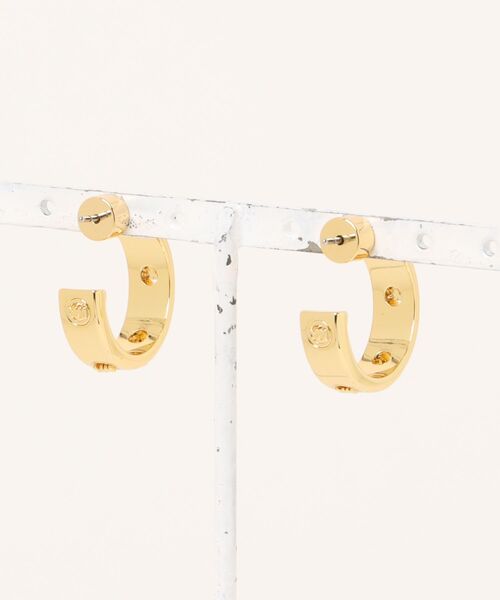 MICHAEL KORS(マイケルコース)の「マイケル・コース アクセサリー レディース ピアス ゴールド MKJ8617710(ピアス(両耳用)・レディース・ゴールド・FREE)」の5枚目の写真