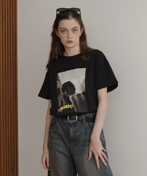 Mili affinity(ミリアフィニティー)の「オーバーサイズフォトプリントTシャツ(Tシャツ/カットソー・レディース・チャコール/ブラック/杢グレー/オフホワイト・FREE)」の8枚目の写真