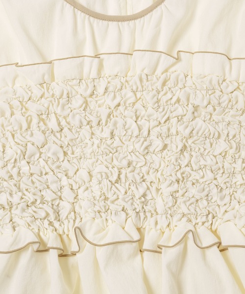OLUN(オルン)の「shirring frill top/シャーリングフリルトップス(Tシャツ/カットソー・レディース・ブラック/アイボリー/ベージュ・FREE)」の20枚目の写真