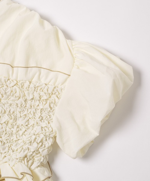OLUN(オルン)の「shirring frill top/シャーリングフリルトップス(Tシャツ/カットソー・レディース・ブラック/アイボリー/ベージュ・FREE)」の22枚目の写真